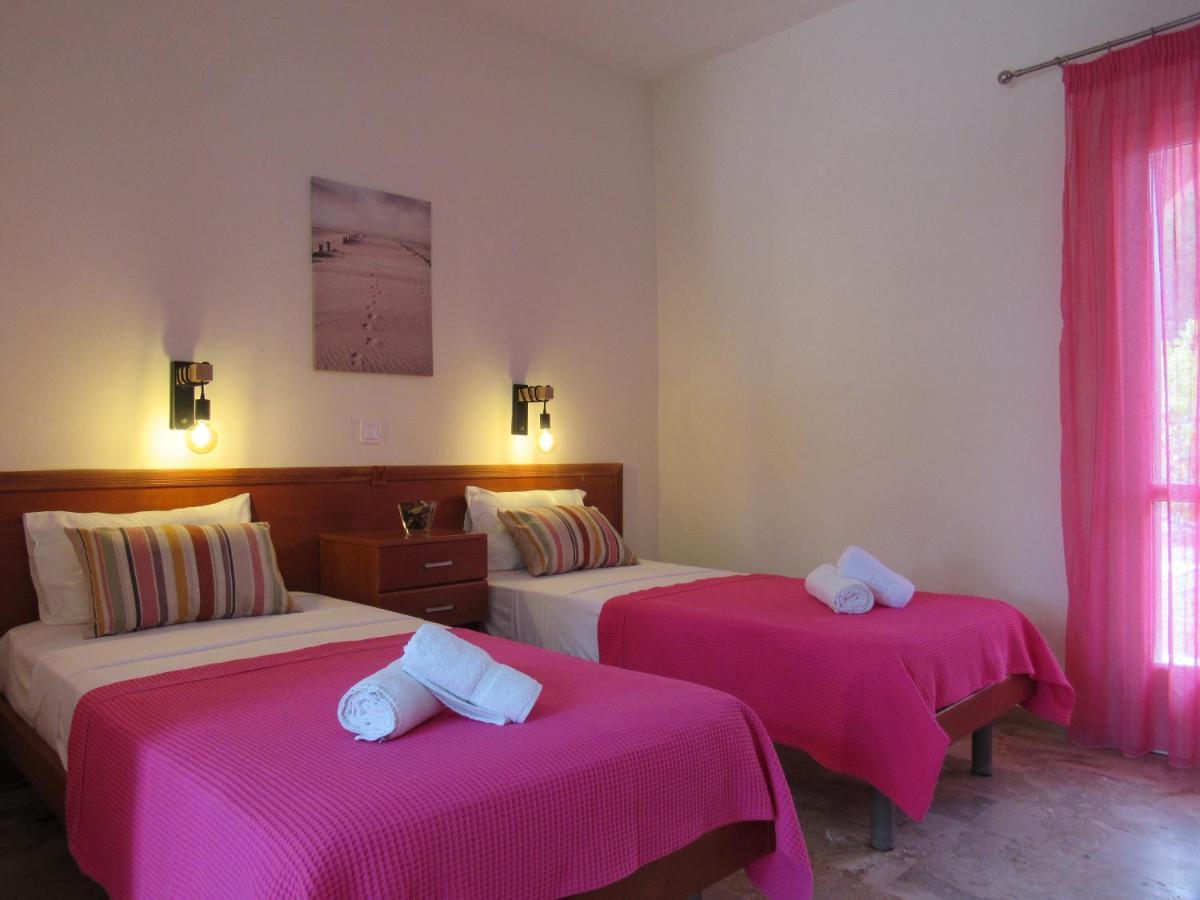 Biscoutsis & Aparthotel 2*